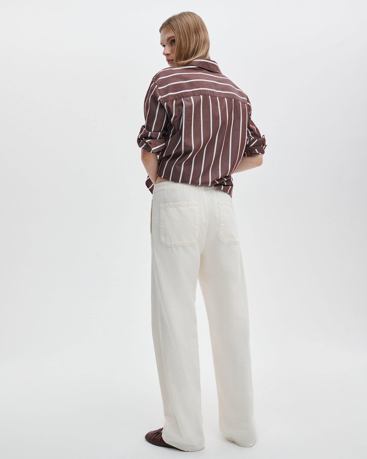 フェザーウェイト ローガン プルオン トラックパンツ