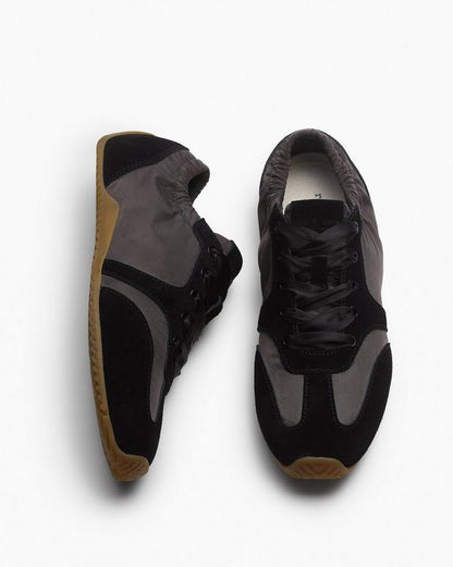 エミリー　バレエ　ランナー