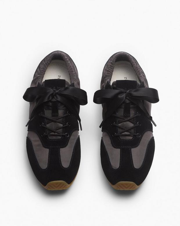 エミリー　バレエ　ランナー