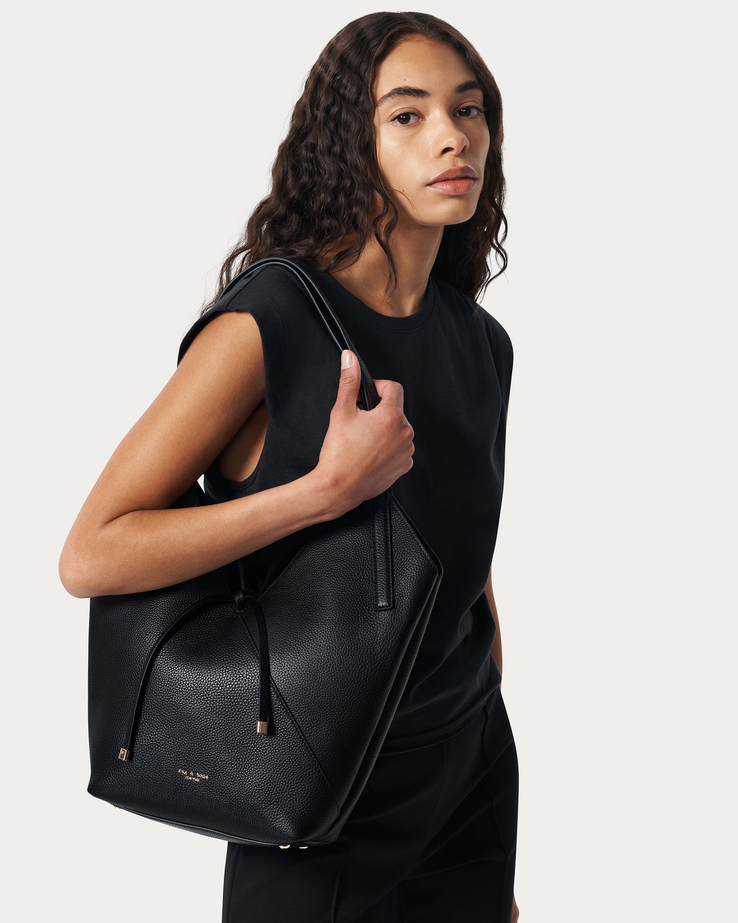 アリックス　トート