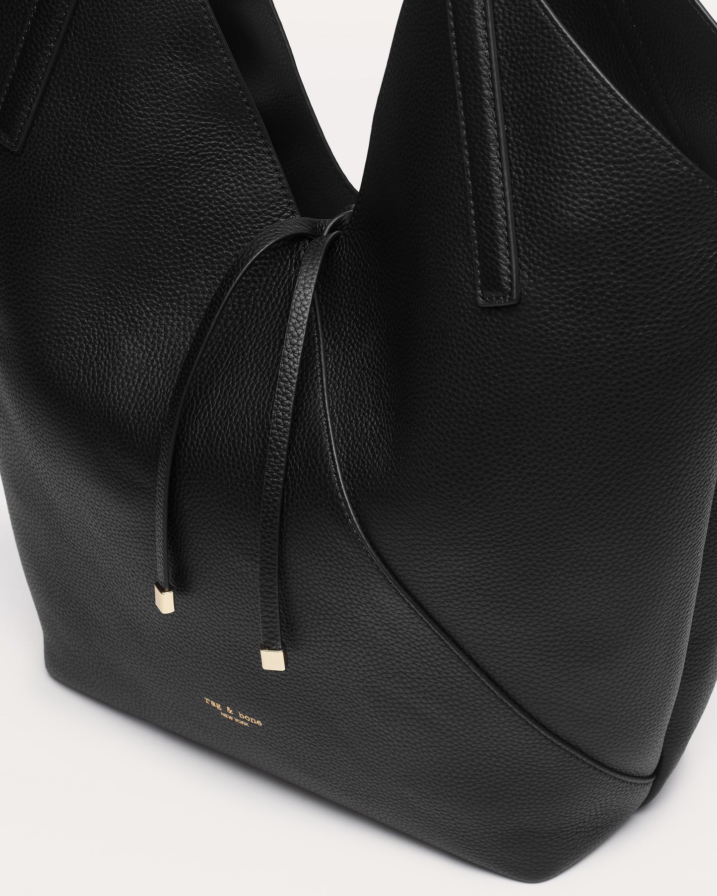 アリックス　トート