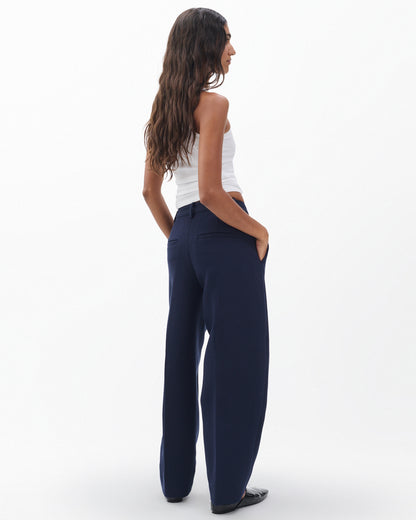 ヴィッキー　パンツ