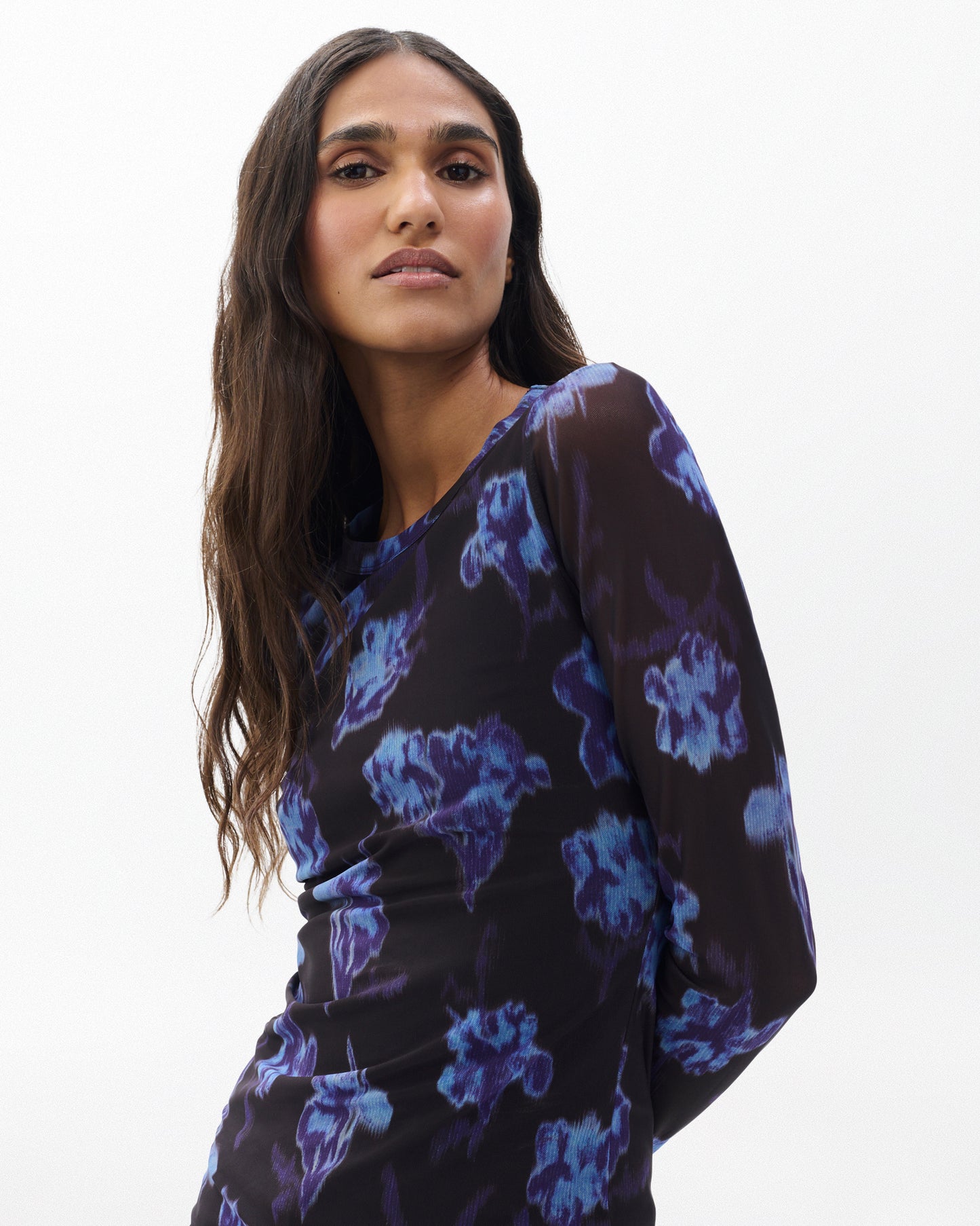 ヤナ　プリント　メッシュ　ロングスリーブT