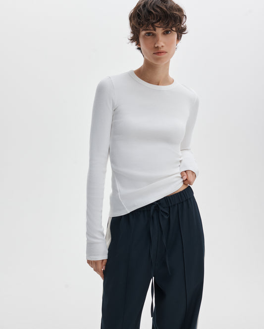 ザ　エッセンシャル　リブ　クルー　ロングスリーブ