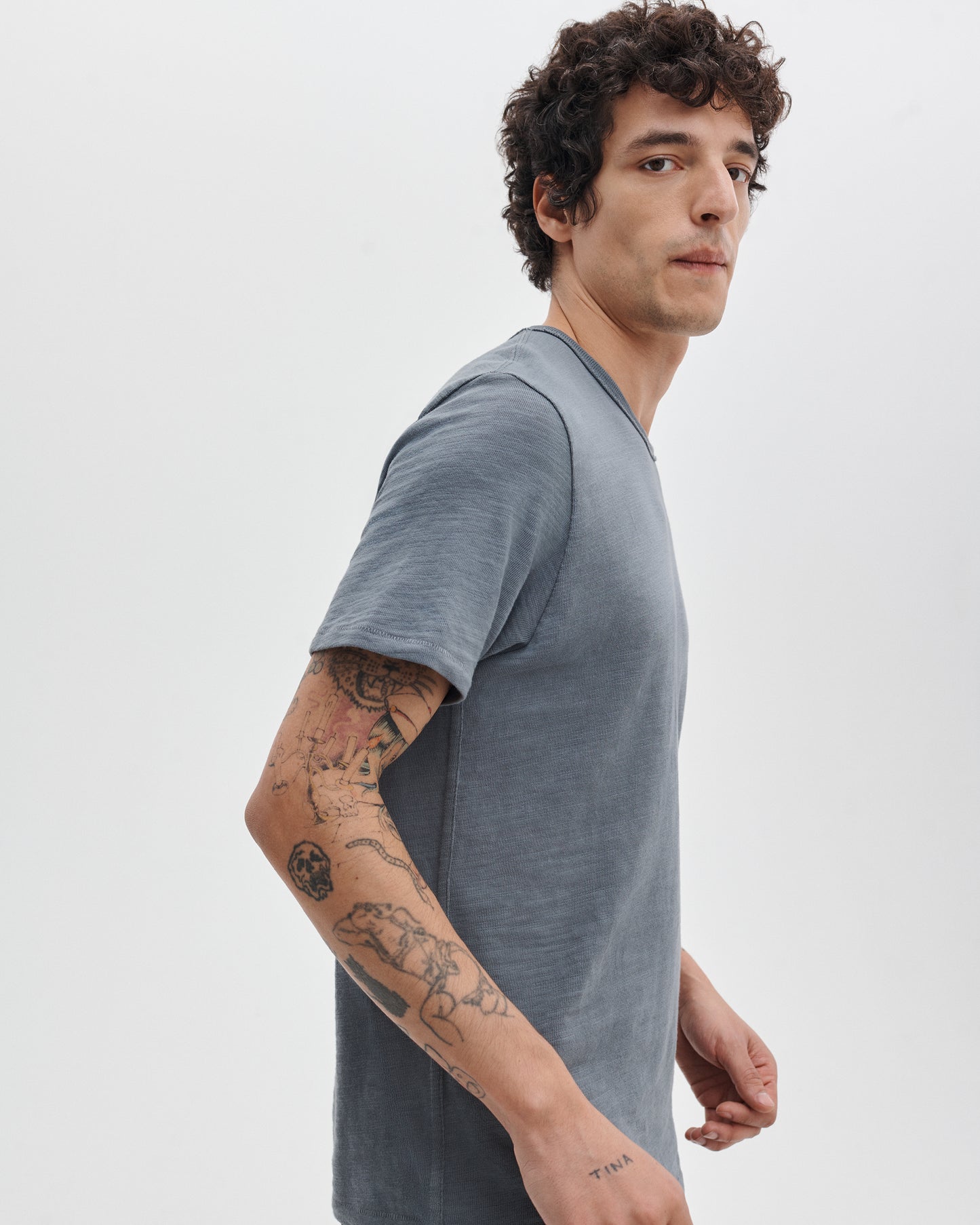 クラシック　フレームT