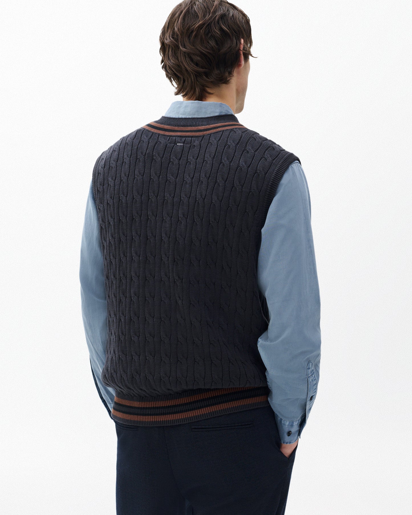 トリスタン　クリケット　タンク