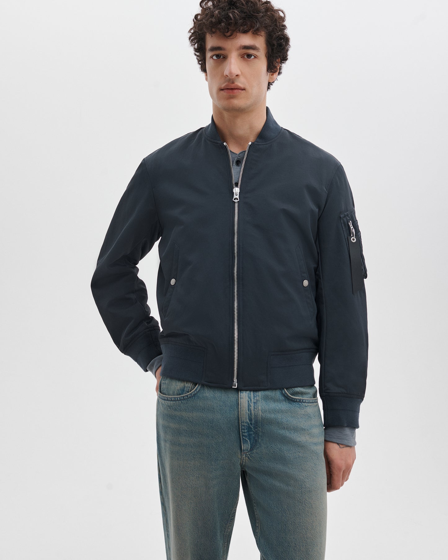 マンストン　ナイロン　ボンバー