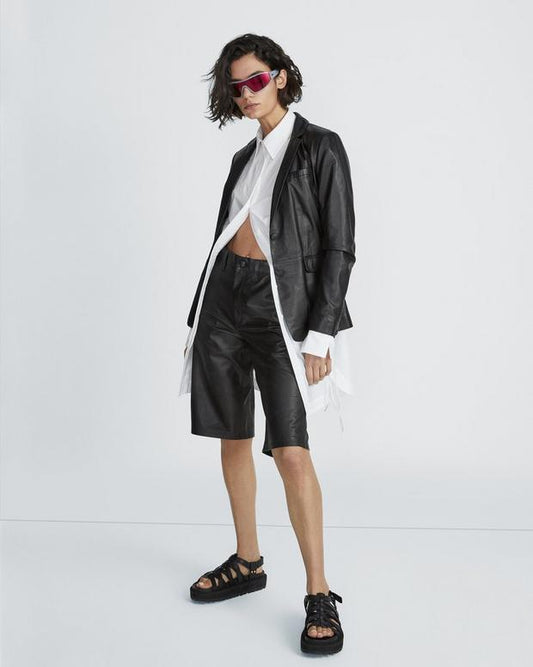 レイザー　レザー　ブレザー