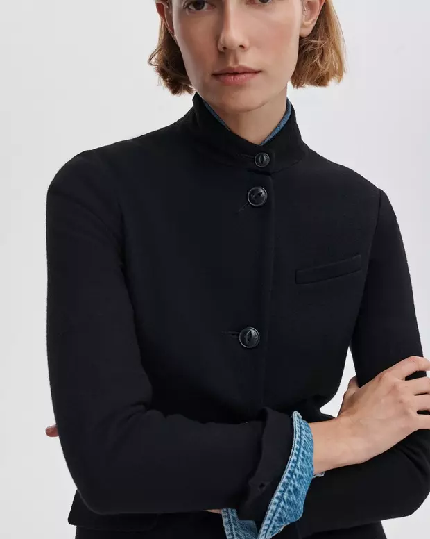 スレード　ブレザー