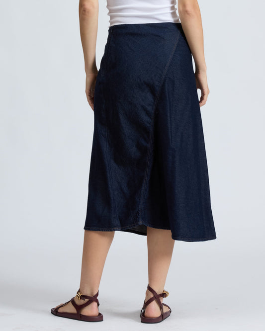 ウルトラフェザーウェイト　リスボン　スカート