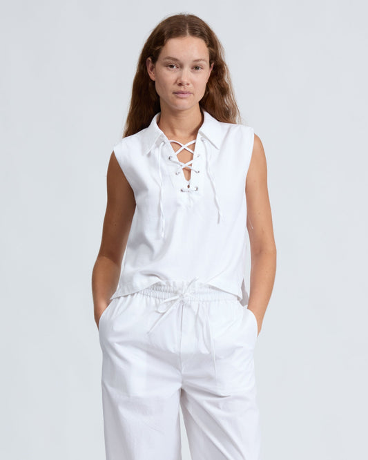 ウルトラ　フェザーウェイト　フィオナ　レースアップ　シャツ