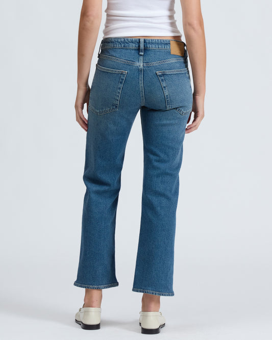 ハーロウ　ローライズ　アンクル　ストレート